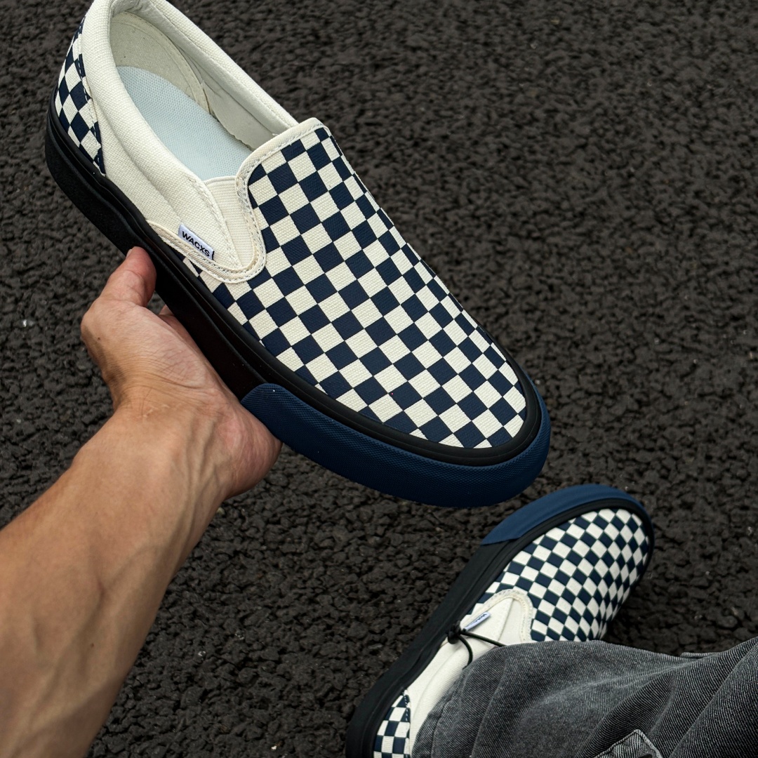 Niebiesko-białe wsuwane buty w – Adidas Shoes Superstar recenzja i cena